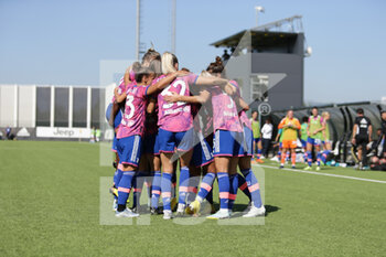 2022-10-02 - Cantore of Juventus Women celebrating with team mates  after a goal during the Italian Womens Serie A, Football match between Juventus Women and Pomigliano Women on October 2, 2022 at Juventus Training Ground, Vinovo, Italy. Photo Nderim Kaceli - JUVENTUS FC VS POMIGLIANO CALCIO - ITALIAN SERIE A WOMEN - SOCCER