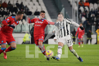 2022-01-06 - Federico Chiesa (Juventus FC) vs Diego Demme (Napoli) - JUVENTUS FC VS SSC NAPOLI - ITALIAN SERIE A - SOCCER