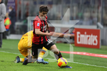 2022-01-06 - Brahim Diaz of AC Milan in action during the Serie A 2021/22 football match between AC Milan and AS Roma at Giuseppe Meazza Stadium, Milan, Italy on January 06, 2022 - AC MILAN VS AS ROMA - ITALIAN SERIE A - SOCCER
