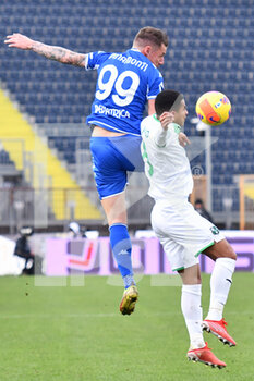 2022-01-09 - Andrea Pinamonti (Empoli) and Rogerio (Sassuolo) - EMPOLI FC VS US SASSUOLO - ITALIAN SERIE A - SOCCER