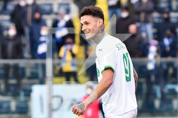 2022-01-09 - Gianluca Scamacca (Sassuolo) celebrates after scoring a goal - EMPOLI FC VS US SASSUOLO - ITALIAN SERIE A - SOCCER