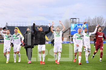 2022-01-09 - Sassuolo players celebrate the victory - EMPOLI FC VS US SASSUOLO - ITALIAN SERIE A - SOCCER
