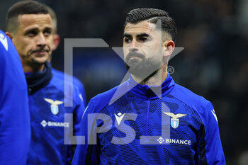 2022-01-09 - Elseid Hysaj of SS Lazio looks on during the Serie A 2021/22 football match between FC Internazionale and SS Lazio at Giuseppe Meazza Stadium, Milan, Italy on January 09, 2022 - INTER - FC INTERNAZIONALE VS SS LAZIO - ITALIAN SERIE A - SOCCER