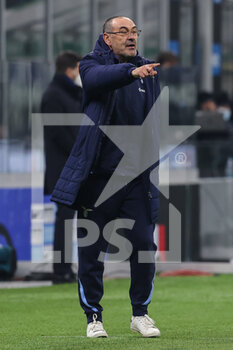 2022-01-09 - Maurizio Sarri Head Coach of SS Lazio gestures during the Serie A 2021/22 football match between FC Internazionale and SS Lazio at Giuseppe Meazza Stadium, Milan, Italy on January 09, 2022 - INTER - FC INTERNAZIONALE VS SS LAZIO - ITALIAN SERIE A - SOCCER