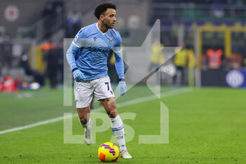 2022-01-09 - Felipe Anderson of SS Lazio in action during the Serie A 2021/22 football match between FC Internazionale and SS Lazio at Giuseppe Meazza Stadium, Milan, Italy on January 09, 2022 - INTER - FC INTERNAZIONALE VS SS LAZIO - ITALIAN SERIE A - SOCCER