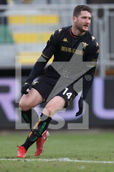 2022-01-09 - Thomas Henry (Venezia FC) - VENEZIA FC VS AC MILAN - ITALIAN SERIE A - SOCCER