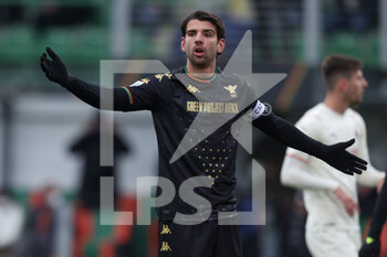 2022-01-09 - Pietro Ceccaroni (Venezia FC) gestures - VENEZIA FC VS AC MILAN - ITALIAN SERIE A - SOCCER