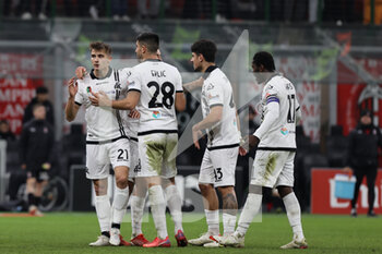 2022-01-17 - Salvador Ferrer Canals of Spezia Calcio celebrates the victory at the end of the match during the Serie A 2021/22 football match between AC Milan and Spezia Calcio at Giuseppe Meazza Stadium, Milan, Italy on January 17, 2022 - AC MILAN VS SPEZIA CALCIO - ITALIAN SERIE A - SOCCER