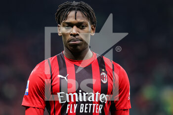 2022-01-17 - Rafael Leao of AC Milan looks on during the Serie A 2021/22 football match between AC Milan and Spezia Calcio at Giuseppe Meazza Stadium, Milan, Italy on January 17, 2022 - AC MILAN VS SPEZIA CALCIO - ITALIAN SERIE A - SOCCER
