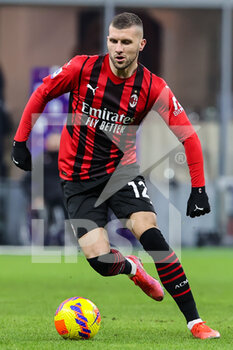 2022-01-17 - Ante Rebic of AC Milan in action during the Serie A 2021/22 football match between AC Milan and Spezia Calcio at Giuseppe Meazza Stadium, Milan, Italy on January 17, 2022 - AC MILAN VS SPEZIA CALCIO - ITALIAN SERIE A - SOCCER