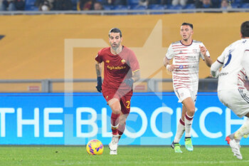 2022-01-16 - Sergio Oliveira (AS Roma)  during the  Italian Football Championship League A 2021/2022 match between AS Roma vs Cagliari at the Olimpic Stadium in Rome  on 16 January 2021. - AS ROMA VS CAGLIARI CALCIO - ITALIAN SERIE A - SOCCER