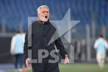 2022-01-16 - Jose’ Mourinho coach (AS Roma) during the  Italian Football Championship League A 2021/2022 match between AS Roma vs Cagliari at the Olimpic Stadium in Rome  on 16 January 2021. - AS ROMA VS CAGLIARI CALCIO - ITALIAN SERIE A - SOCCER