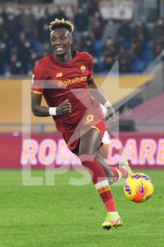 2022-01-16 - Tammy Abraham (AS Roma) during the  Italian Football Championship League A 2021/2022 match between AS Roma vs Cagliari at the Olimpic Stadium in Rome  on 16 January 2021. - AS ROMA VS CAGLIARI CALCIO - ITALIAN SERIE A - SOCCER