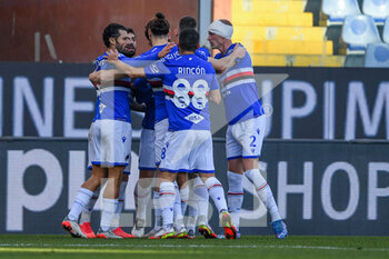 2022-01-15 - Team Sampdoria celebrates after scoring a goal - UC SAMPDORIA VS TORINO FC - ITALIAN SERIE A - SOCCER
