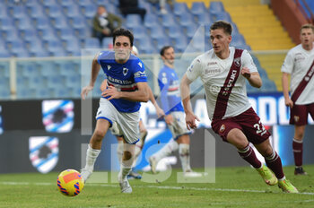 2022-01-15 - Tommaso Augello Sa - Dennis Praet (Torino) - UC SAMPDORIA VS TORINO FC - ITALIAN SERIE A - SOCCER