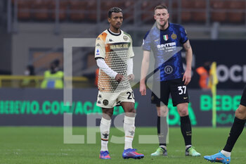 2022-01-22 - Nani of Venezia FC in action during the Serie A 2021/22 football match between FC Internazionale and Venezia FC at Giuseppe Meazza Stadium, Milan, Italy on January 22, 2022 - INTER - FC INTERNAZIONALE VS VENEZIA FC - ITALIAN SERIE A - SOCCER