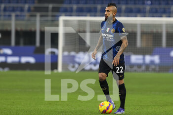 2022-01-22 - Arturo Vidal of FC Internazionale in action during the Serie A 2021/22 football match between FC Internazionale and Venezia FC at Giuseppe Meazza Stadium, Milan, Italy on January 22, 2022 - INTER - FC INTERNAZIONALE VS VENEZIA FC - ITALIAN SERIE A - SOCCER