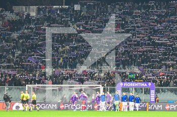 2022-02-05 - Fiorentina supporters in Firenze - ACF FIORENTINA VS SS LAZIO - ITALIAN SERIE A - SOCCER