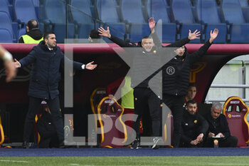 2022-02-05 - Staff of A.S. Roma during the 24th day of the Serie A Championship between A.S. Roma vs Genoa CFC on 5th February 2022 at the Stadio Olimpico in Rome, Italy. - AS ROMA VS GENOA CFC - ITALIAN SERIE A - SOCCER