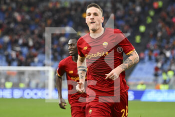 2022-02-05 - Nicolo' Zaniolo of A.S. Roma during the 24th day of the Serie A Championship between A.S. Roma vs Genoa CFC on 5th February 2022 at the Stadio Olimpico in Rome, Italy. - AS ROMA VS GENOA CFC - ITALIAN SERIE A - SOCCER