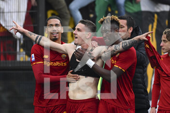 2022-02-05 - Nicolo' Zaniolo, Chris Smalling and Tammy Abrahm of A.S. Roma during the 24th day of the Serie A Championship between A.S. Roma vs Genoa CFC on 5th February 2022 at the Stadio Olimpico in Rome, Italy. - AS ROMA VS GENOA CFC - ITALIAN SERIE A - SOCCER