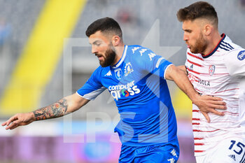 2022-02-13 - Patrick Cutrone (Empoli FC) and Giorgio Altare (Cagliari Calcio) - EMPOLI FC VS CAGLIARI CALCIO - ITALIAN SERIE A - SOCCER