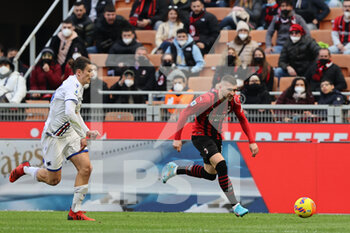 2022-02-13 - Ante Rebic of AC Milan in action during the Serie A 2021/22 football match between AC Milan and UC Sampdoria at Giuseppe Meazza Stadium, Milan, Italy on February 13, 2022 - AC MILAN VS UC SAMPDORIA - ITALIAN SERIE A - SOCCER