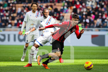 2022-02-13 - Alexis Saelemaekers of AC Milan in action during the Serie A 2021/22 football match between AC Milan and UC Sampdoria at Giuseppe Meazza Stadium, Milan, Italy on February 13, 2022 - AC MILAN VS UC SAMPDORIA - ITALIAN SERIE A - SOCCER