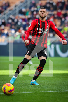 2022-02-13 - Ante Rebic of AC Milan in action during the Serie A 2021/22 football match between AC Milan and UC Sampdoria at Giuseppe Meazza Stadium, Milan, Italy on February 13, 2022 - AC MILAN VS UC SAMPDORIA - ITALIAN SERIE A - SOCCER