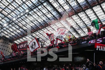 2022-02-13 - Supporters of AC Milan during the Serie A 2021/22 football match between AC Milan and UC Sampdoria at Giuseppe Meazza Stadium, Milan, Italy on February 13, 2022 - AC MILAN VS UC SAMPDORIA - ITALIAN SERIE A - SOCCER