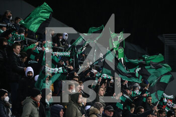 2022-02-13 - Fans of US SASSUOLO during the Serie A match between US Sassuolo and AS Roma at Mapei Stadium-Città del Tricolore on February 13, 2022 in Reggio Emilia, Italy. - US SASSUOLO VS AS ROMA - ITALIAN SERIE A - SOCCER