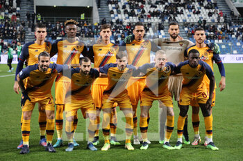 2022-02-13 - Players of AS ROMA during the Serie A match between US Sassuolo and AS Roma at Mapei Stadium-Città del Tricolore on February 13, 2022 in Reggio Emilia, Italy. - US SASSUOLO VS AS ROMA - ITALIAN SERIE A - SOCCER