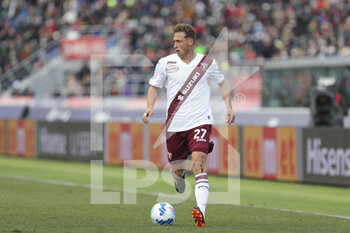 2022-03-06 - Mergim Vojvoda (Torino) in action - BOLOGNA FC VS TORINO FC - ITALIAN SERIE A - SOCCER