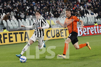 2022-03-06 - Dimitros Nikolaou (AC Spezia) vs Dušan Vlahović (Juventus FC) - JUVENTUS FC VS SPEZIA CALCIO - ITALIAN SERIE A - SOCCER
