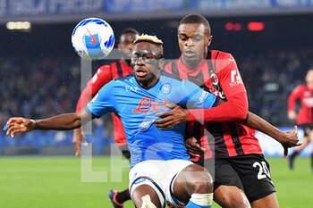 2022-03-06 - Napoli's forward Victor Osimhen fights for the ball against Milan's defender Pierre Kalulu  - SSC NAPOLI VS AC MILAN - ITALIAN SERIE A - SOCCER