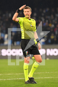 2022-03-06 - referee Daniele Orsato in action  - SSC NAPOLI VS AC MILAN - ITALIAN SERIE A - SOCCER