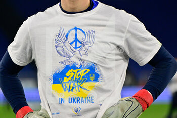 2022-03-14 - an anti-war shirt in ukraine during the Italian Football Championship League A 2021/2022 match between SS Lazio vs Venezia FC at the Olimpic Stadium in Rome on 14 March 2022. - SS LAZIO VS VENEZIA FC - ITALIAN SERIE A - SOCCER