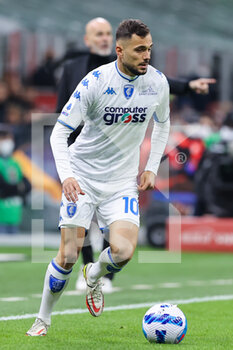 2022-03-12 - Nedim Bajrami of Empoli FC in action during the Serie A 2021/22 football match between AC Milan and Empoli FC at Giuseppe Meazza Stadium, Milan, Italy on March 12, 2022 - AC MILAN VS EMPOLI FC - ITALIAN SERIE A - SOCCER