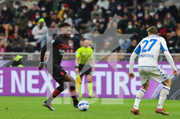 2022-03-12 - Rafael Leao of AC Milan in action during the Serie A 2021/22 football match between AC Milan and Empoli FC at Giuseppe Meazza Stadium, Milan, Italy on March 12, 2022 - AC MILAN VS EMPOLI FC - ITALIAN SERIE A - SOCCER