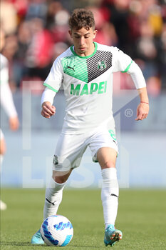 2022-03-12 - Maxime Lopes of US SASSUOLO in action during the Serie A match between US Salernitana and US Sassuolo at Stadio Arechi on March 12, 2022 in Salerno, Italy. - US SALERNITANA VS US SASSUOLO - ITALIAN SERIE A - SOCCER
