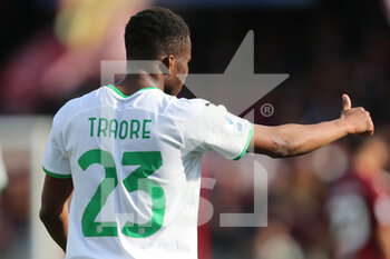 2022-03-12 - Hamed Traorè of US SASSUOLO gestures during the Serie A match between US Salernitana and US Sassuolo at Stadio Arechi on March 12, 2022 in Salerno, Italy. - US SALERNITANA VS US SASSUOLO - ITALIAN SERIE A - SOCCER