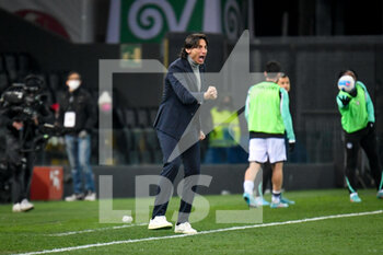 2022-03-13 - Udinese's Head Coach Gabriele Cioffi gestures - UDINESE CALCIO VS AS ROMA - ITALIAN SERIE A - SOCCER