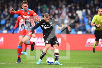 2022-03-19 - Gerard Deulofeu ( Udinese Calcio )marks the net of during the Serie A 2021/22 match between SSC. Napoli and Udinese Calcio at Diego Armando Maradona Stadium, Italy March 19,2022 - SSC NAPOLI VS UDINESE CALCIO - ITALIAN SERIE A - SOCCER