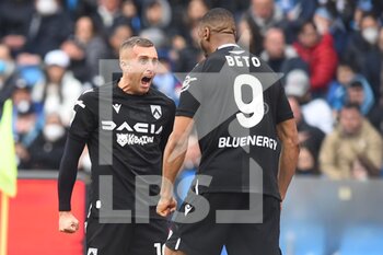 2022-03-19 - Gerard Deulofeu ( Udinese Calcio ) rejoices after the net during the Serie A 2021/22 match between SSC. Napoli and Udinese Calcio at Diego Armando Maradona Stadium, Italy March 19,2022 - SSC NAPOLI VS UDINESE CALCIO - ITALIAN SERIE A - SOCCER