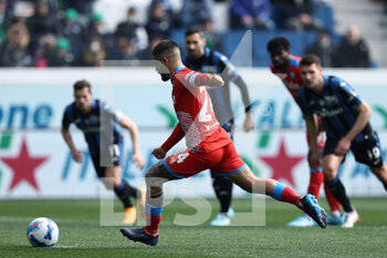 2022-04-03 - Lorenzo Insigne (SSC Napoli) scores his side's first goal of the match - ATALANTA BC VS SSC NAPOLI - ITALIAN SERIE A - SOCCER
