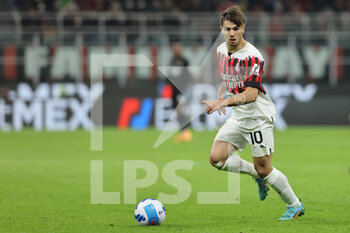 2022-04-04 - Brahim Diaz of AC Milan in action during the Serie A 2021/22 football match between AC Milan and Bologna FC at Giuseppe Meazza Stadium, Milan, Italy on April 04, 2022 - AC MILAN VS BOLOGNA FC - ITALIAN SERIE A - SOCCER
