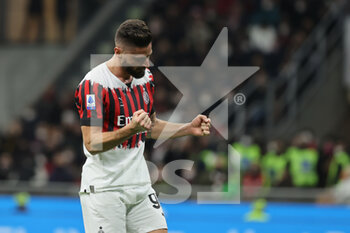 2022-04-04 - Olivier Giroud of AC Milan reacts during the Serie A 2021/22 football match between AC Milan and Bologna FC at Giuseppe Meazza Stadium, Milan, Italy on April 04, 2022 - AC MILAN VS BOLOGNA FC - ITALIAN SERIE A - SOCCER