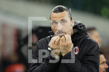 2022-04-04 - Zlatan Ibrahimovic of AC Milan reacts during the Serie A 2021/22 football match between AC Milan and Bologna FC at Giuseppe Meazza Stadium, Milan, Italy on April 04, 2022 - AC MILAN VS BOLOGNA FC - ITALIAN SERIE A - SOCCER