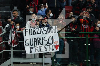 2022-04-04 - Fans attend with a message of support for Sinisa Mihajlovic during the Serie A 2021/22 football match between AC Milan and Bologna FC at Giuseppe Meazza Stadium, Milan, Italy on April 04, 2022 - AC MILAN VS BOLOGNA FC - ITALIAN SERIE A - SOCCER
