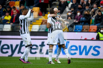 2022-04-03 - Players of Udinese celebrating a goal - UDINESE CALCIO VS CAGLIARI CALCIO - ITALIAN SERIE A - SOCCER